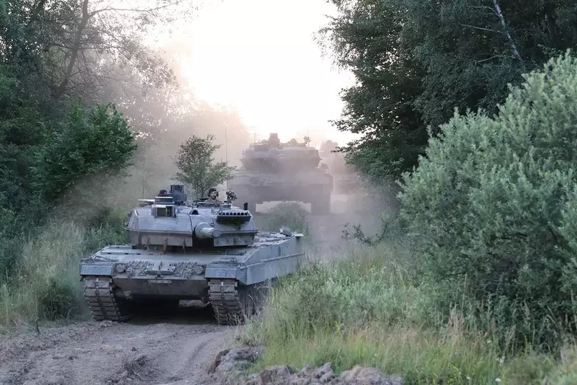 Литва создаст первый танковый батальон с новейшими Leopard 2 и БМП