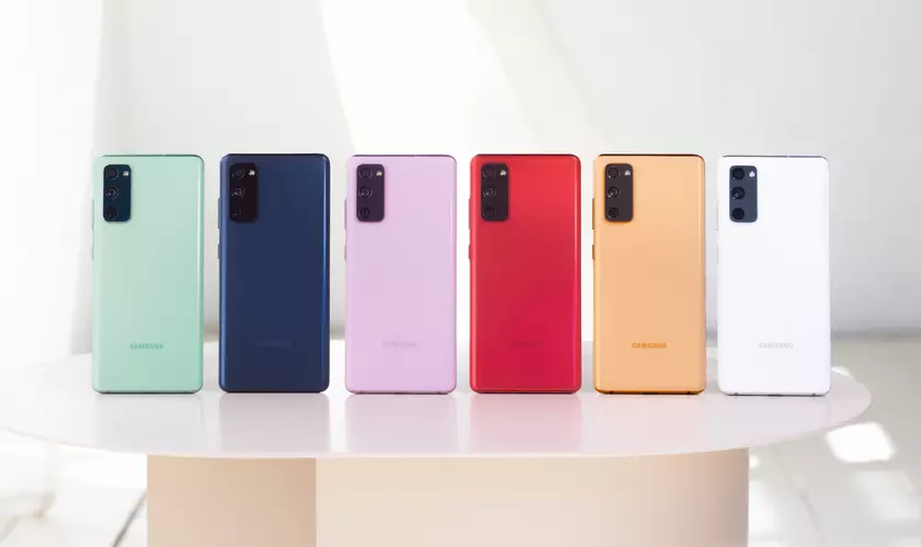 Пользователи Samsung Galaxy S20 FE начали получать декабрьское обновление безопасности Google