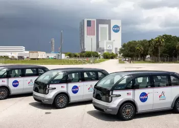 NASA и USPS отказались от фургонов обанкротившегося стартапа Canoo