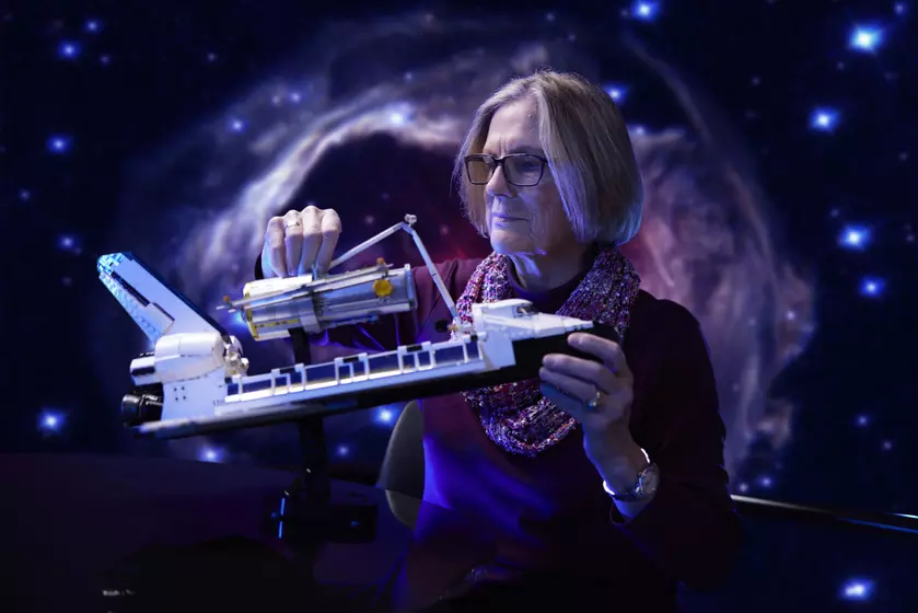 LEGO совместно с NASA представила набор Space Shuttle Discovery за $199