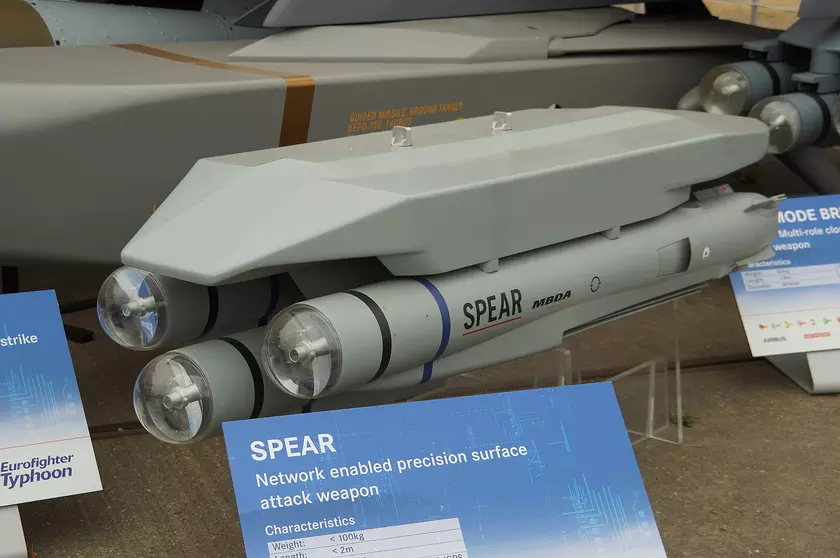 Знакомьтесь с SPEAR 3: Ракетный гардероб с подвесной консолью
