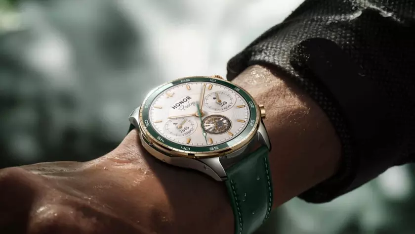 Умные часы Honor Watch 6 Plus в разных цветах