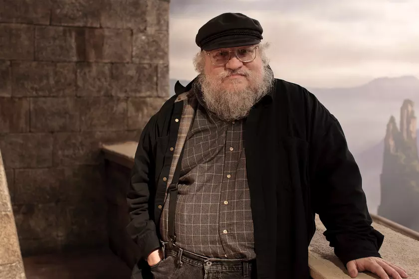 Основной сценарист «Игры Престолов» пишет новый сериал о Вестеросе вместе с Джорджем Мартином