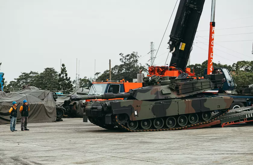 Первые танки M1A2T прибыли: подробный обзор модернизации