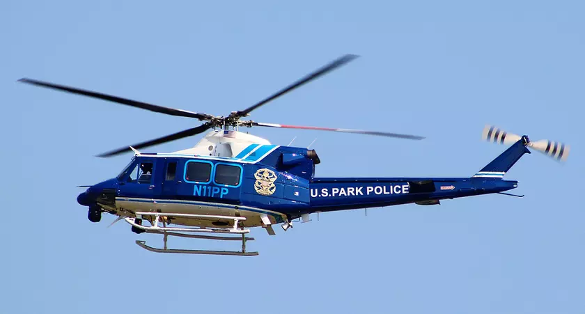 Вертолёт Bell 412EP запустил дрон-камикадзе Hero-120 и уничтожил цель на расстоянии 50 км