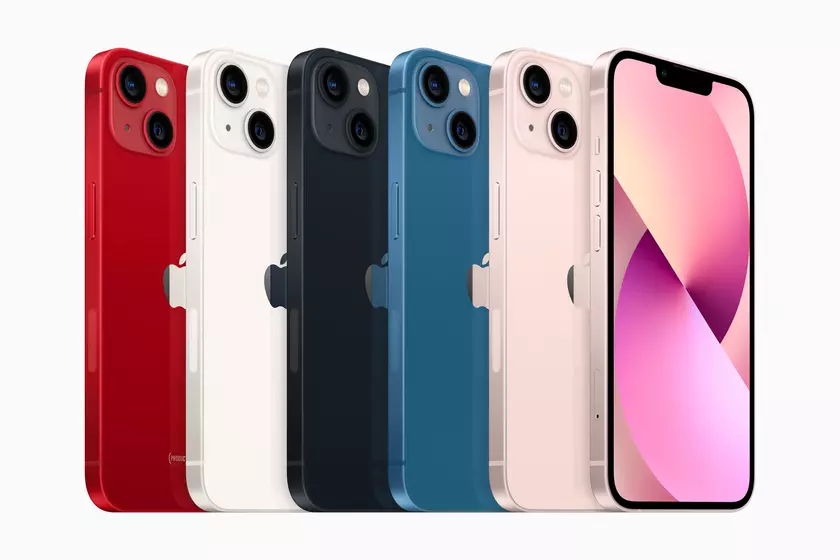 iPhone 13 mini и iPhone 13: уменьшенная «челка», A15 Bionic, камера с оптической стабилизацией и увеличенная автономность от $700