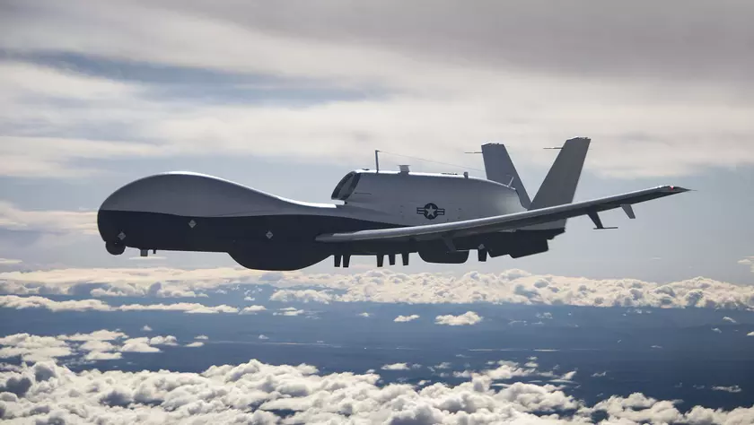 Northrop Grumman передала ВМС США четвёртый стратегический беспилотник MQ-4C Triton стоимостью более $100 млн