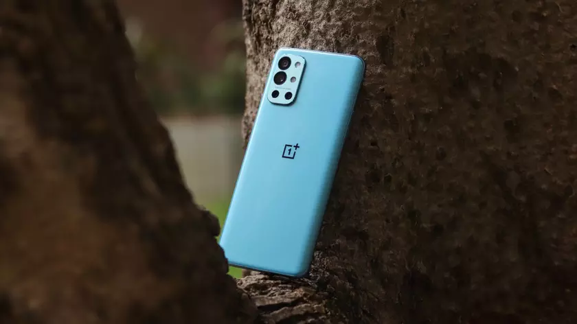 Нашествие клонов: OnePlus Nord 2 может оказаться переименованным Realme X9 Pro