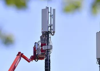 В США приступили к физическому устранению оборудования Huawei и ZTE