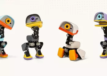 Работать с AI станет гораздо веселее: Hugging Face и Pollen Robotics представили компактного робота-утенка Microduck