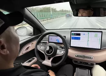 BYD берет ответственность за ДТП: действительно ли автопилот стал безопасным?
