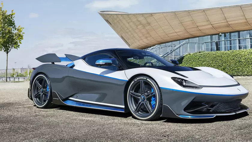 Электромобиль Battista Hyper GT установил несколько рекордов скорости, включая разгон до 100 км/ч за 1,86 с