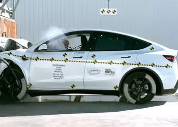 Tesla Model Y первой «сдала экзамен» по новым строгим правилам NHTSA