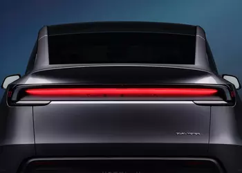 Tesla обещает более дешевые электромобили в первой половине 2025 года