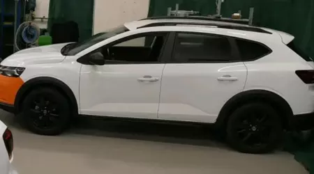 Dacia створює новий універсал для конкуренції зі Skoda Octavia Scout