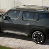 Kia Syros - front end