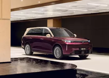 Гостиная на колесах с 31 динамиком: Great Wall Motor вывела на рынок флагман Wey V9X