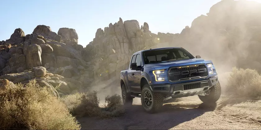 Новое руководство Ford хочет полностью перейти на электромобили