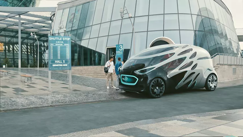 Mercedes-Benz представила Vision URBANETIC: электромобиль конструктор для всех видов перевозок