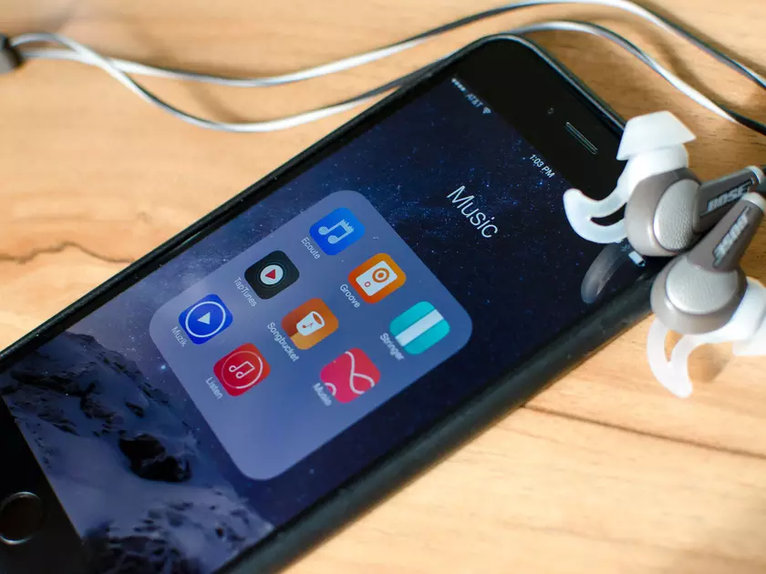 Siri теперь может работать без интернета
