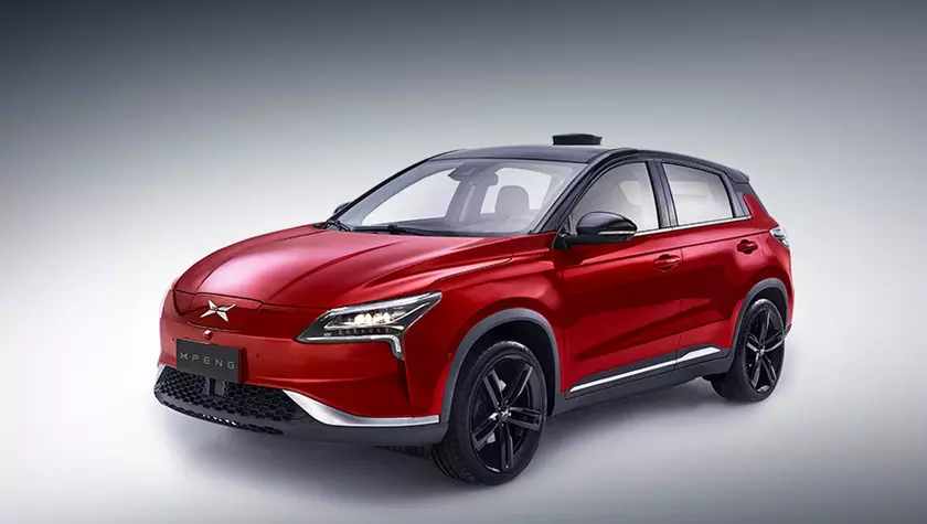 Китайцы выпустили бюджетного брата Tesla X