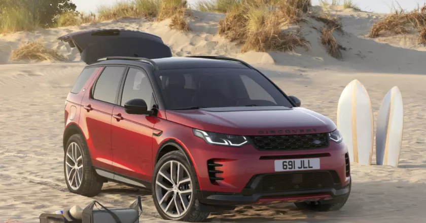 Exploring the Special Edition: A Deep Dive into the Land Rover Discovery Sport Landmark