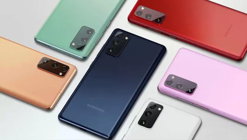 Неожиданно: Samsung Galaxy S20 FE начал получать обновление One UI 3.0 c Android 11