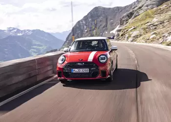 MINI 1965 Victory Edition: раллийная история по цене люксового хэтчбека