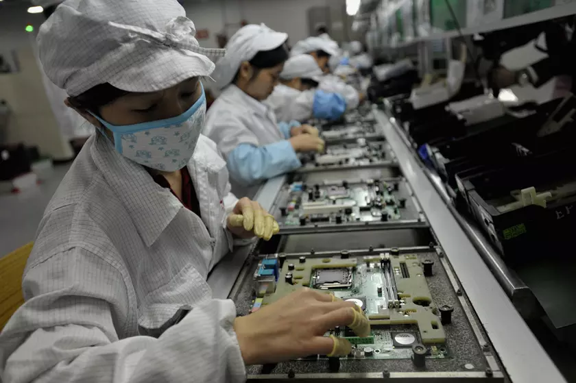 Foxconn сокращает производство Android-смартфонов: а как же Xiaomi, Nokia и Google Pixel?