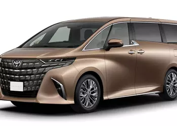 Toyota представила первые в Японии PHEV минивэны Alphard и Vellfire