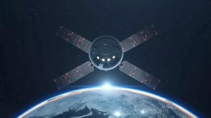 Мобильная стартовая платформа NASA едет в ангар