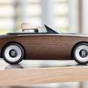 Details of the Rolls-Royce Cameo miniature sculpture