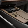 Миниатюра Audi Q7 2027 на дороге
