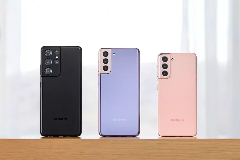 Пользователи Galaxy S21, Galaxy S21+ и Galaxy S21 Ultra в Европе начали получать ноябрьское обновление безопасности