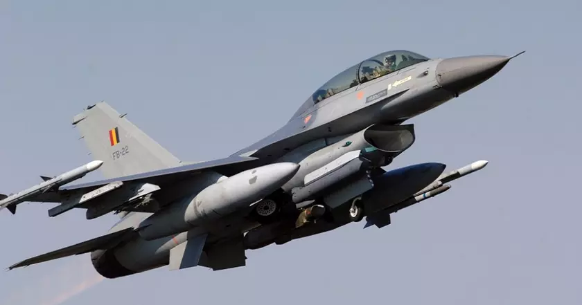 Бельгия выделит $380 млн на покупку модернизированных ракет AIM-120 AMRAAM для истребителей F-35 Lightning II и F-16 Fighting Falcon