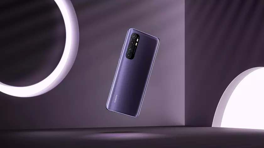 В Украину приехал Xiaomi Mi Note 10 Lite: 6,47" дисплей, емкий аккумулятор, NFC и 4 камеры за 9 999 гривен