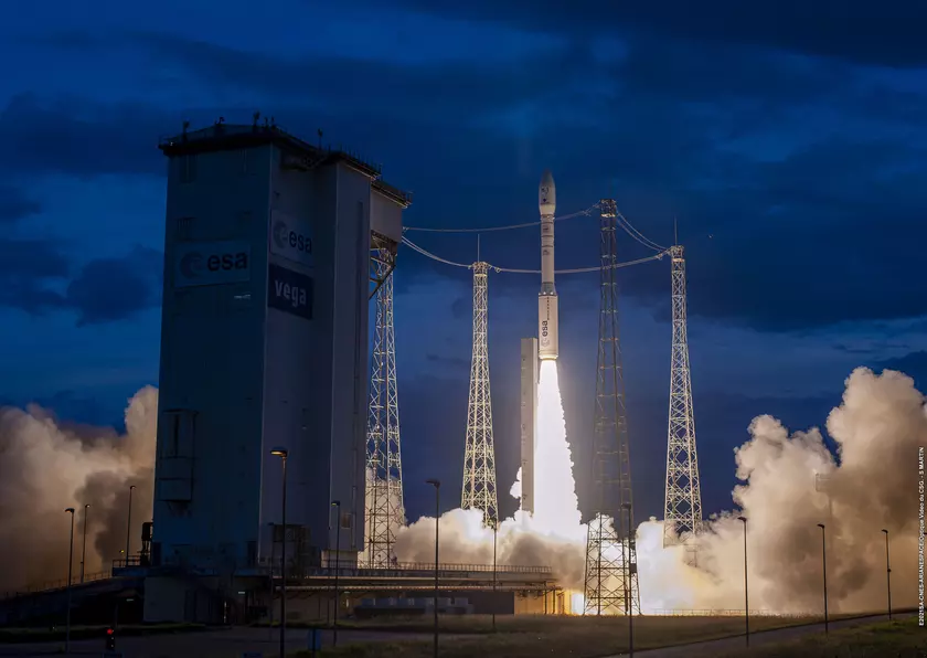 Первый коммерческий запуск европейской ракеты Vega C отложен из-за неисправности разгонного блока