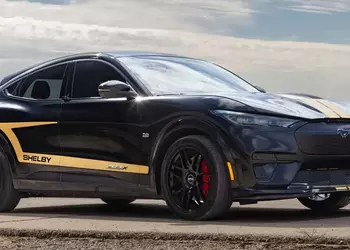 Hertz распродает редкие Shelby Mach-E GT