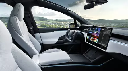 Tesla додасть підтримку Apple CarPlay для збільшення продажів автомобілів, — Bloomberg