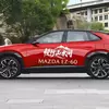 Кроссовер Mazda EZ-60 в движении