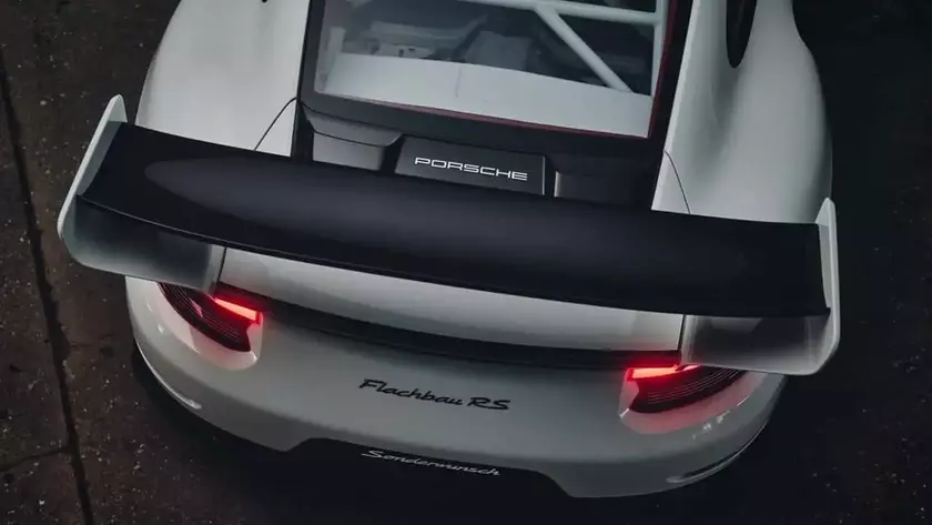 Porsche 911 GT2 RS Flachbau RS в сером цвете