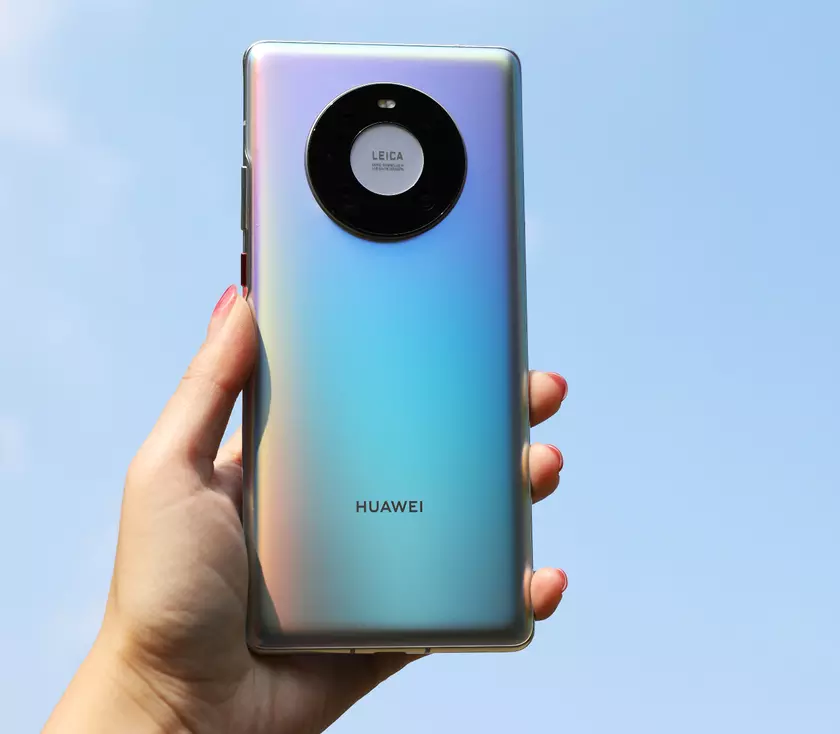 Huawei перевыпустила смартфоны Mate 40 Pro, Mate 40E и Nova 8 Pro: аппараты теперь работают на HarmonyOS