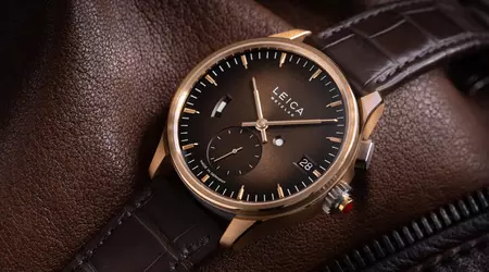 Leica a dévoilé la montre ZM 1 Gold Limited Edition avec un boîtier en or 18 carats et un bracelet en alligator au prix de 28 000 $.