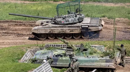 Тепер навіть Словаччина тестує «мангали» на танках T-72 і Leopard: дрони змушують імпровізувати