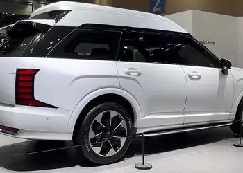 Новый Hyundai Palisade получил странную версию с повышенной крышей