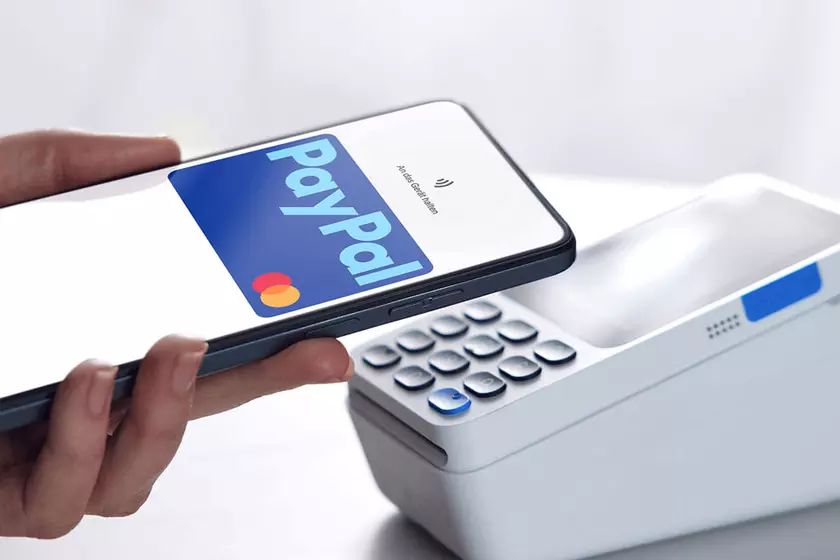 PayPal вводит инновации: плати с iPhone!