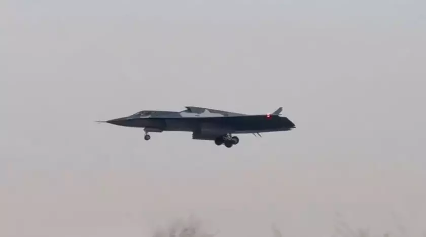 J-36: Прорыв в китайских авиационных технологиях