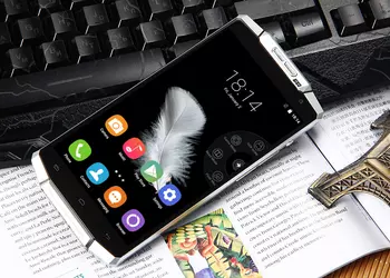 Смартфон Oukitel K10000 получил рекордно большой аккумулятор на 10 000 мАч