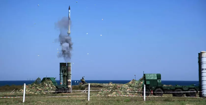 [Обновлено] Болгария может передать Украине неисправные ракеты к советской системе противовоздушной обороны С-300 для ремонта и усиления защиты от российских обстрелов