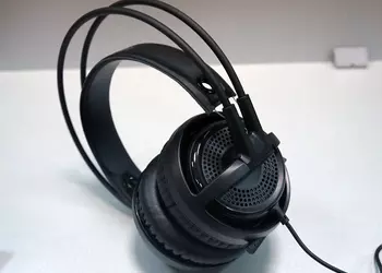 Обзор геймерской гарнитуры SteelSeries Siberia V3
